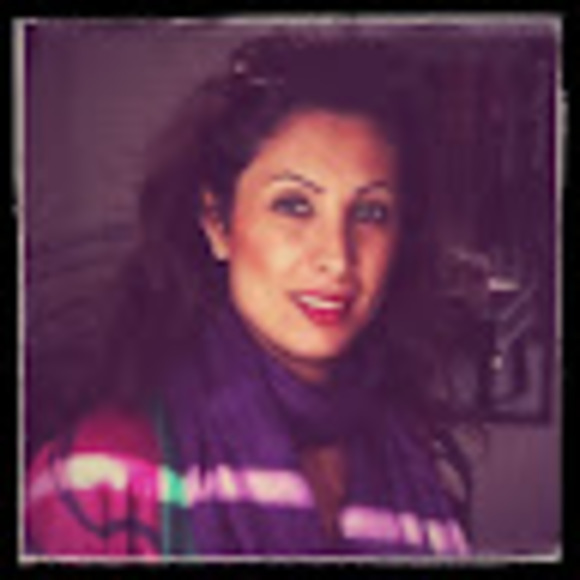 Meet your Posher, Solmaz - Picture 1 of 1